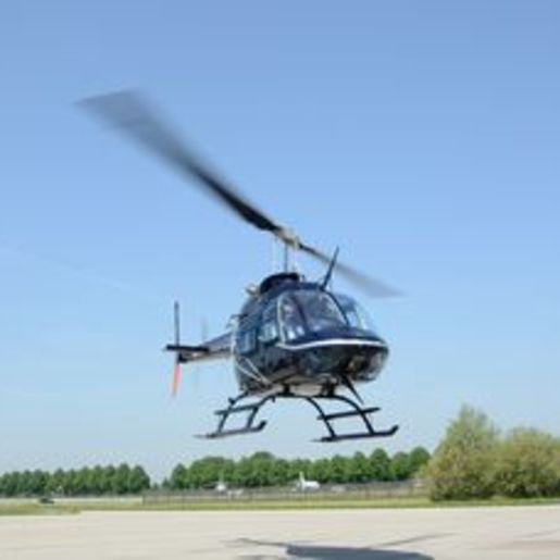 Hubschrauber fliegen Raum Nürnberg